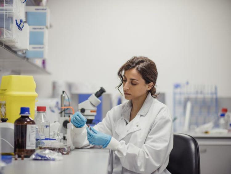 Student in laboratory setting 