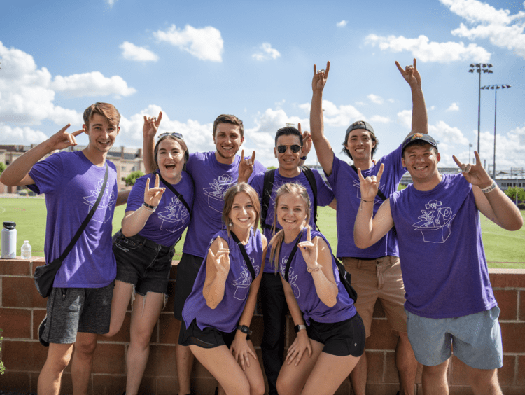 GCU Freshmen celebrating Welcome Week