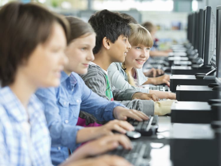 Students using technology in the classroom 