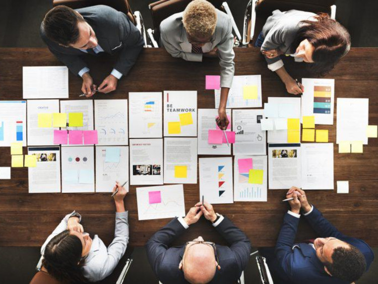 Project managers use a storyboard to determine a project's start to finish