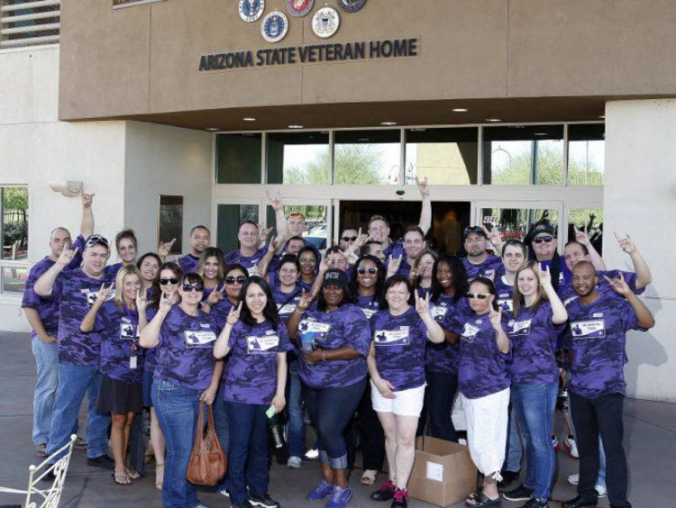 group of GCU students holding lopes up