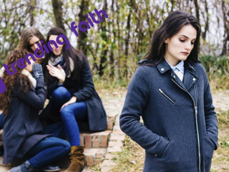 girls gossiping