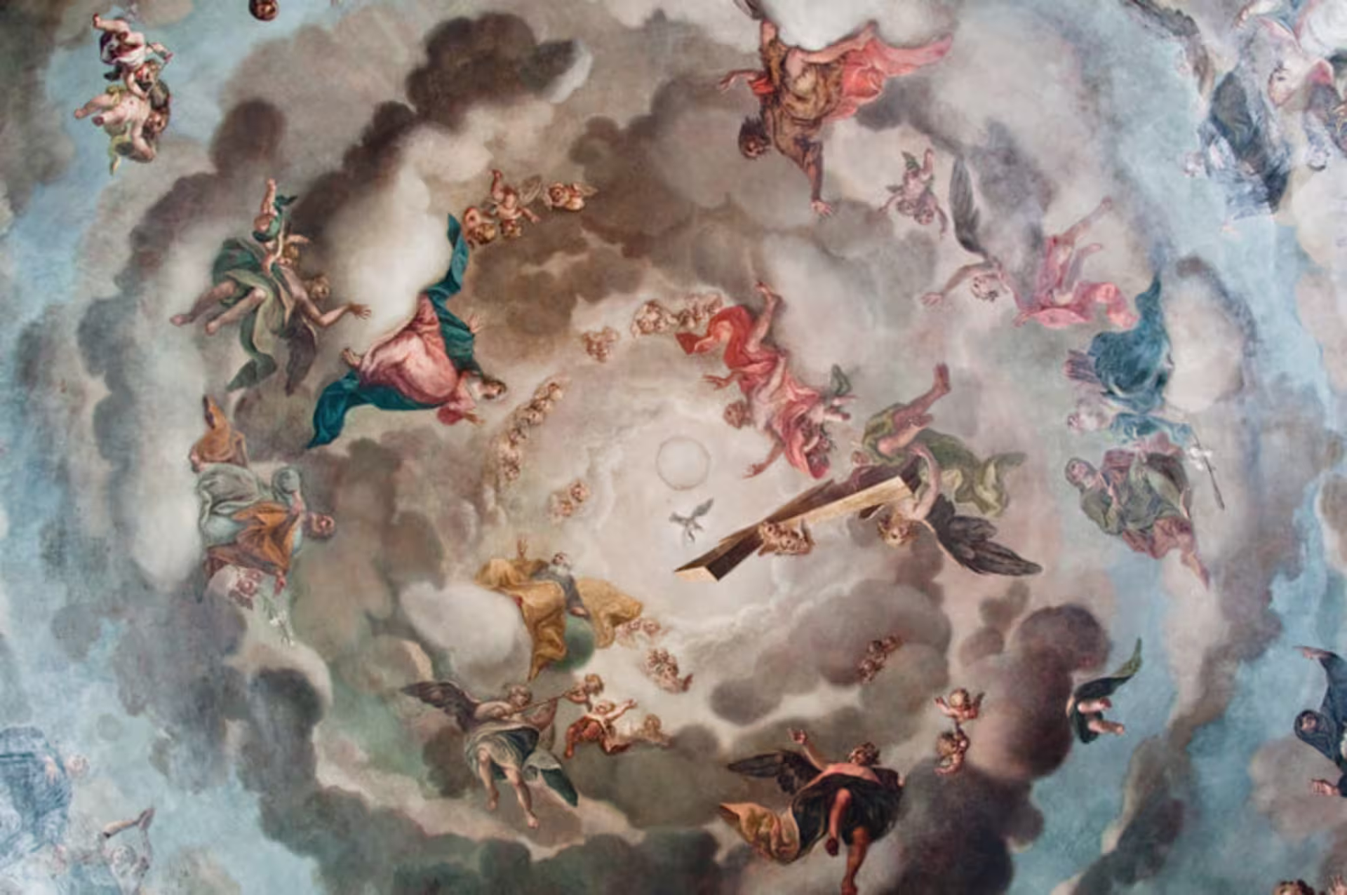 Angels flying into heaven