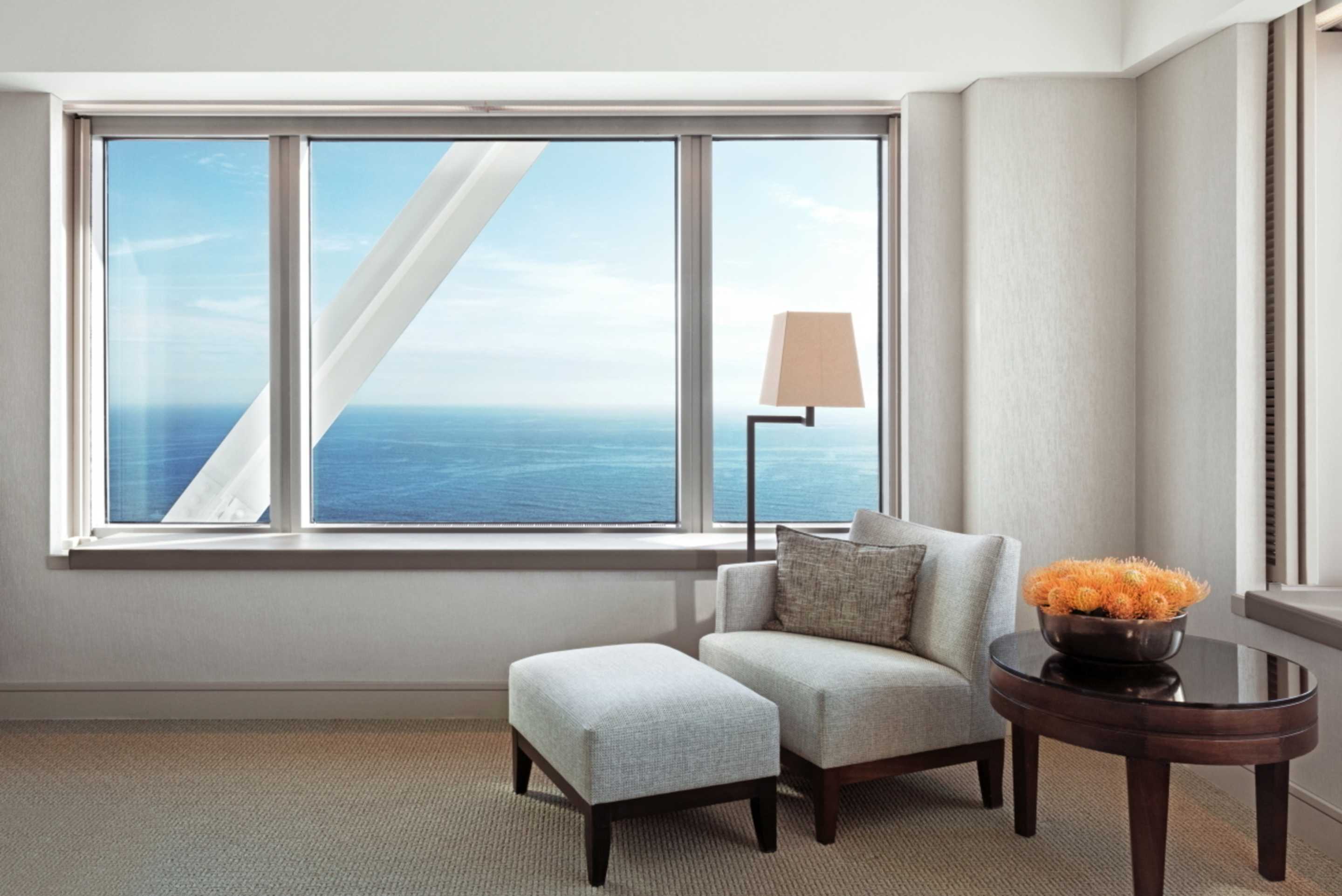 Deluxe Seafront Room