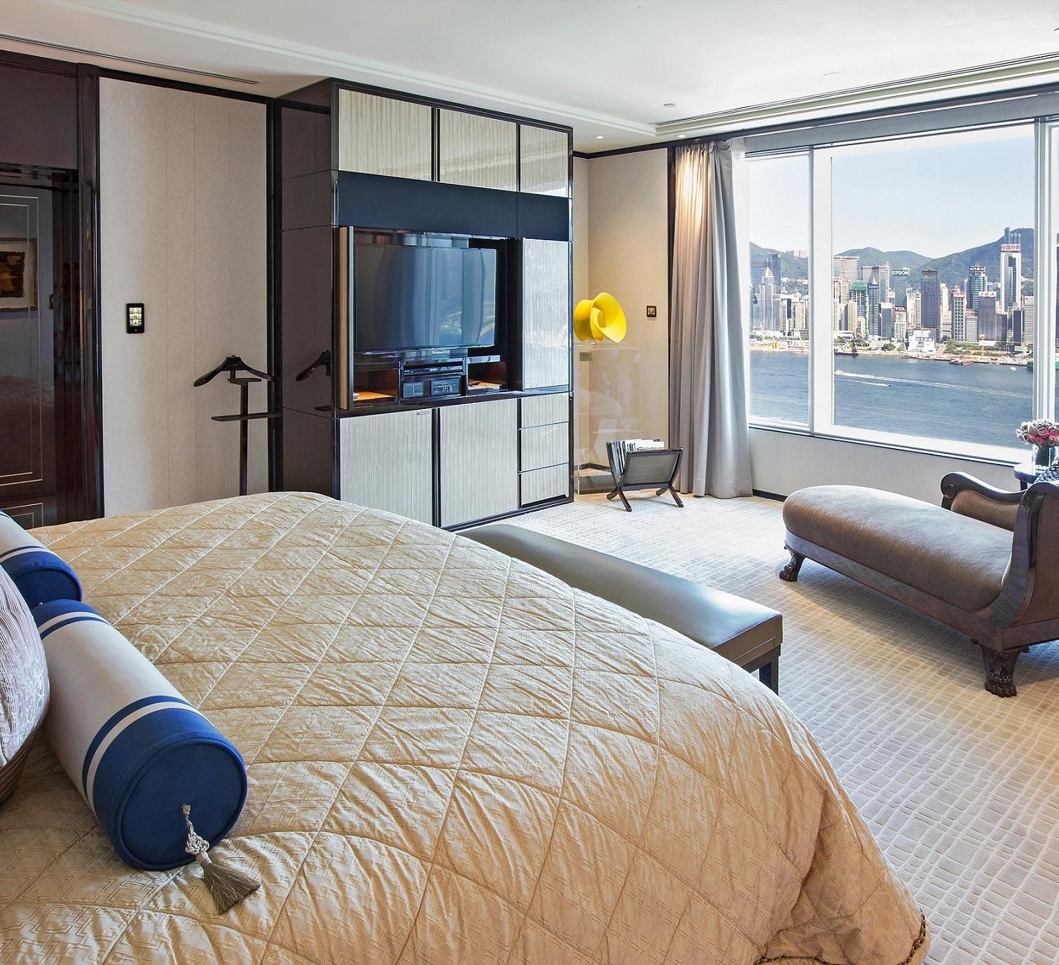 The Peninsula Suite