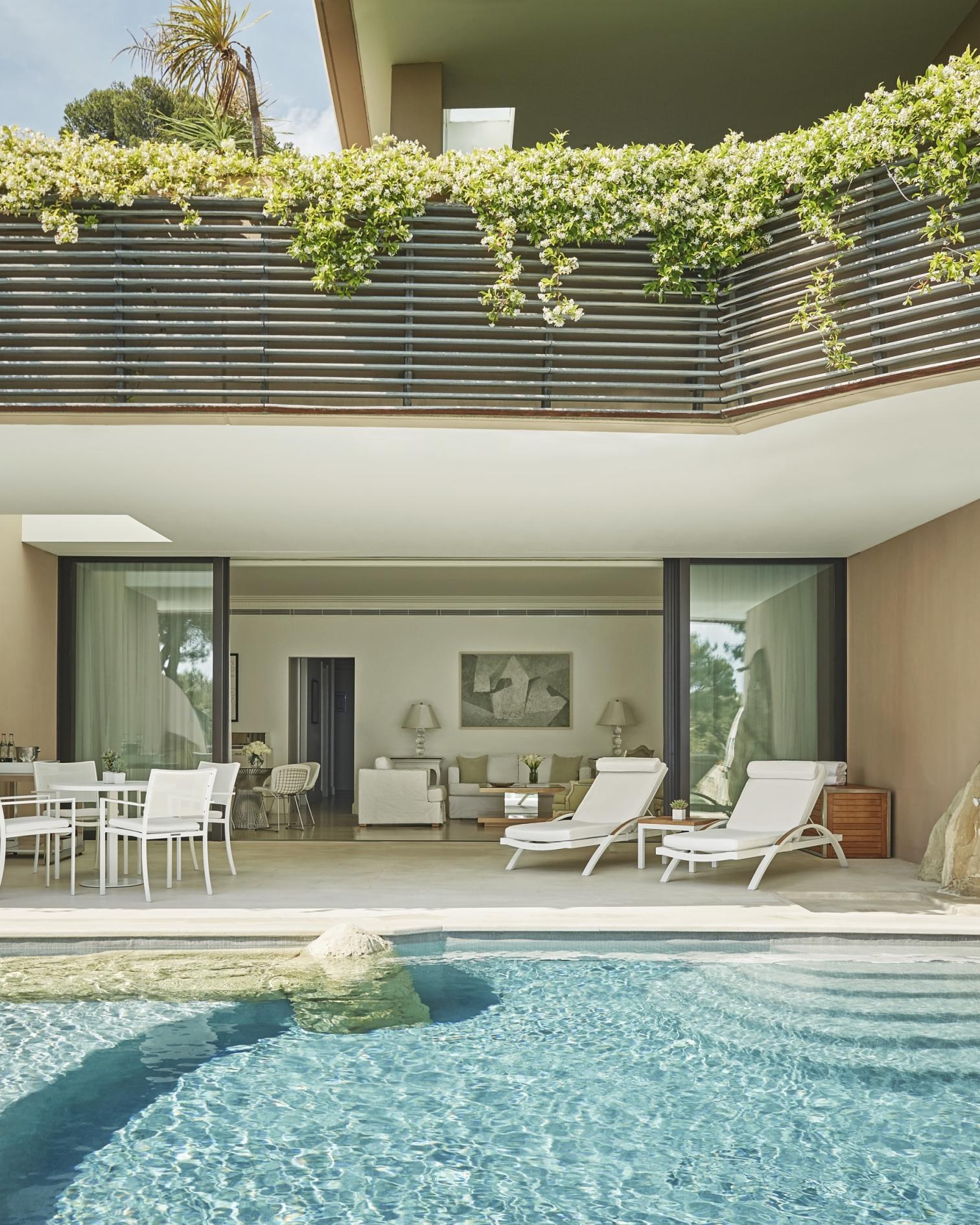 Pool Terrace Suite