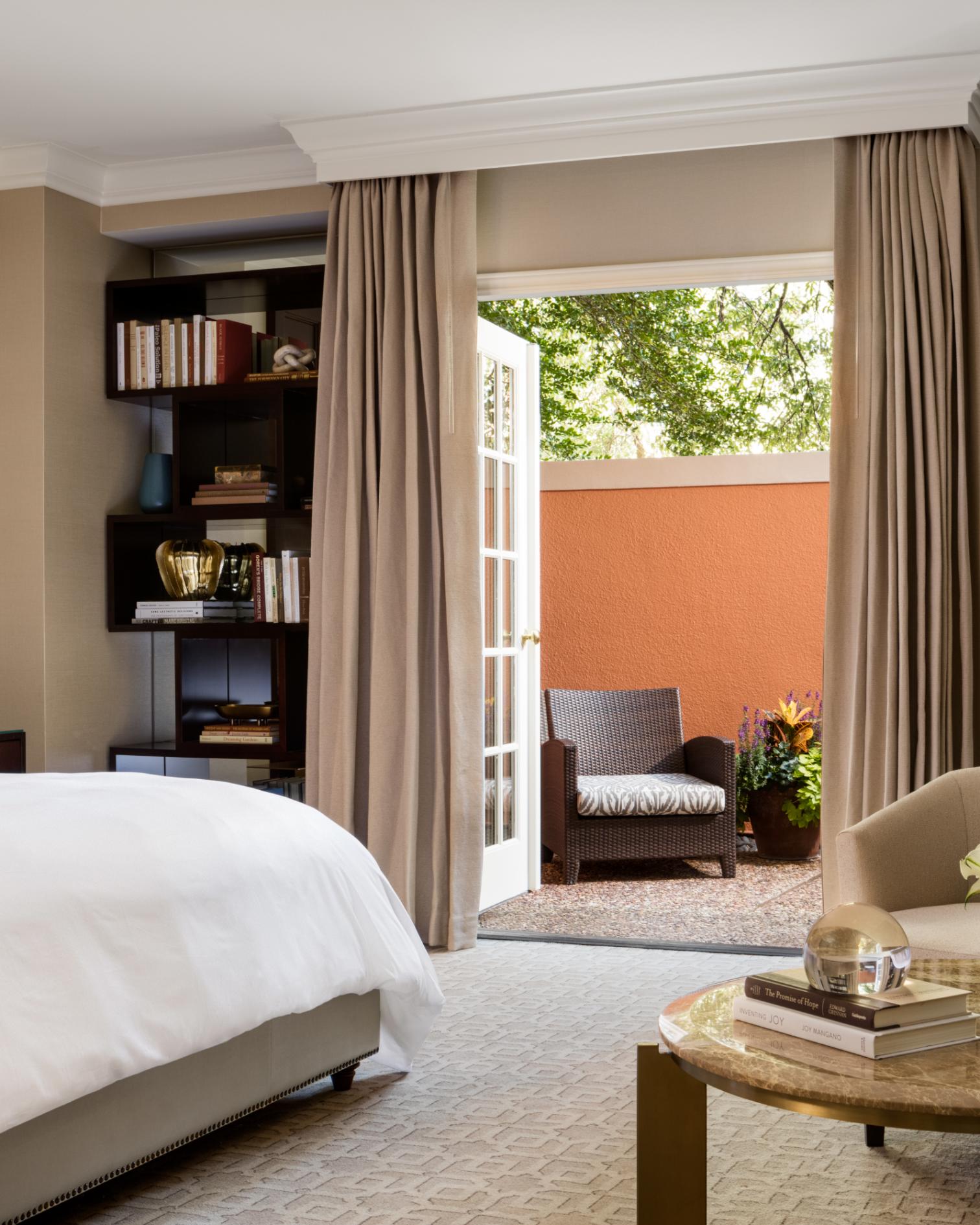 Deluxe Patio Room