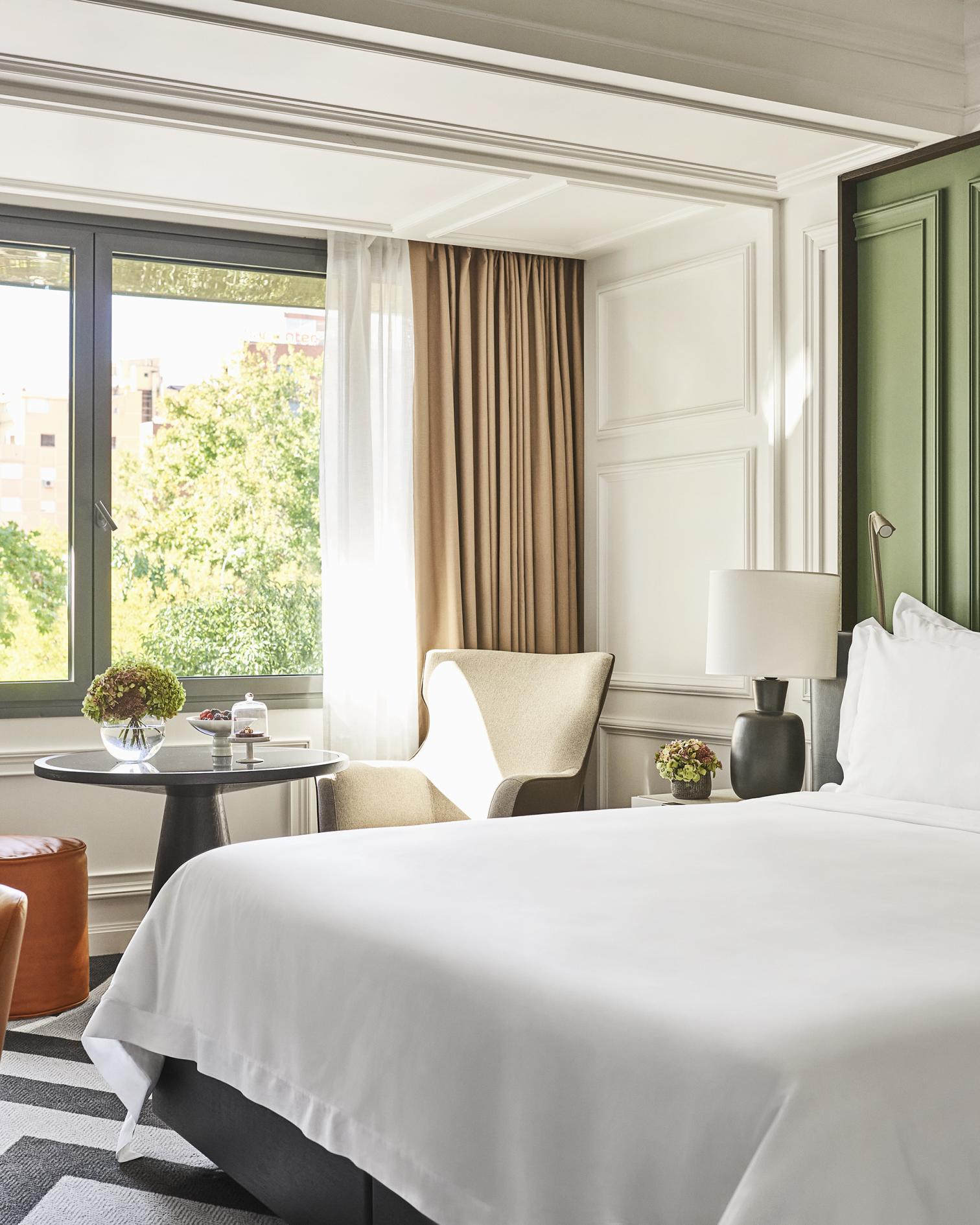 Premier Room
