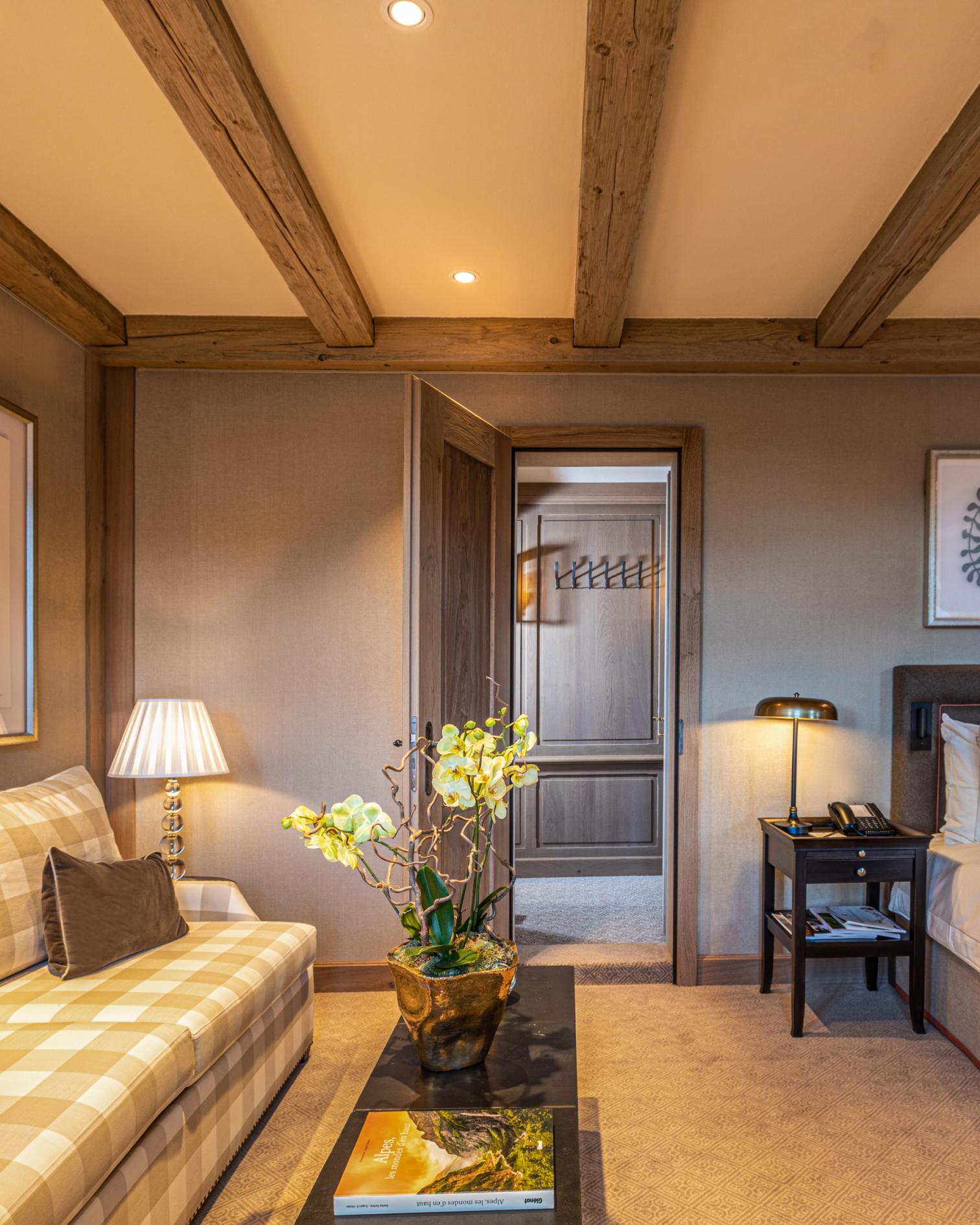 Deluxe Junior Suite Mountain View