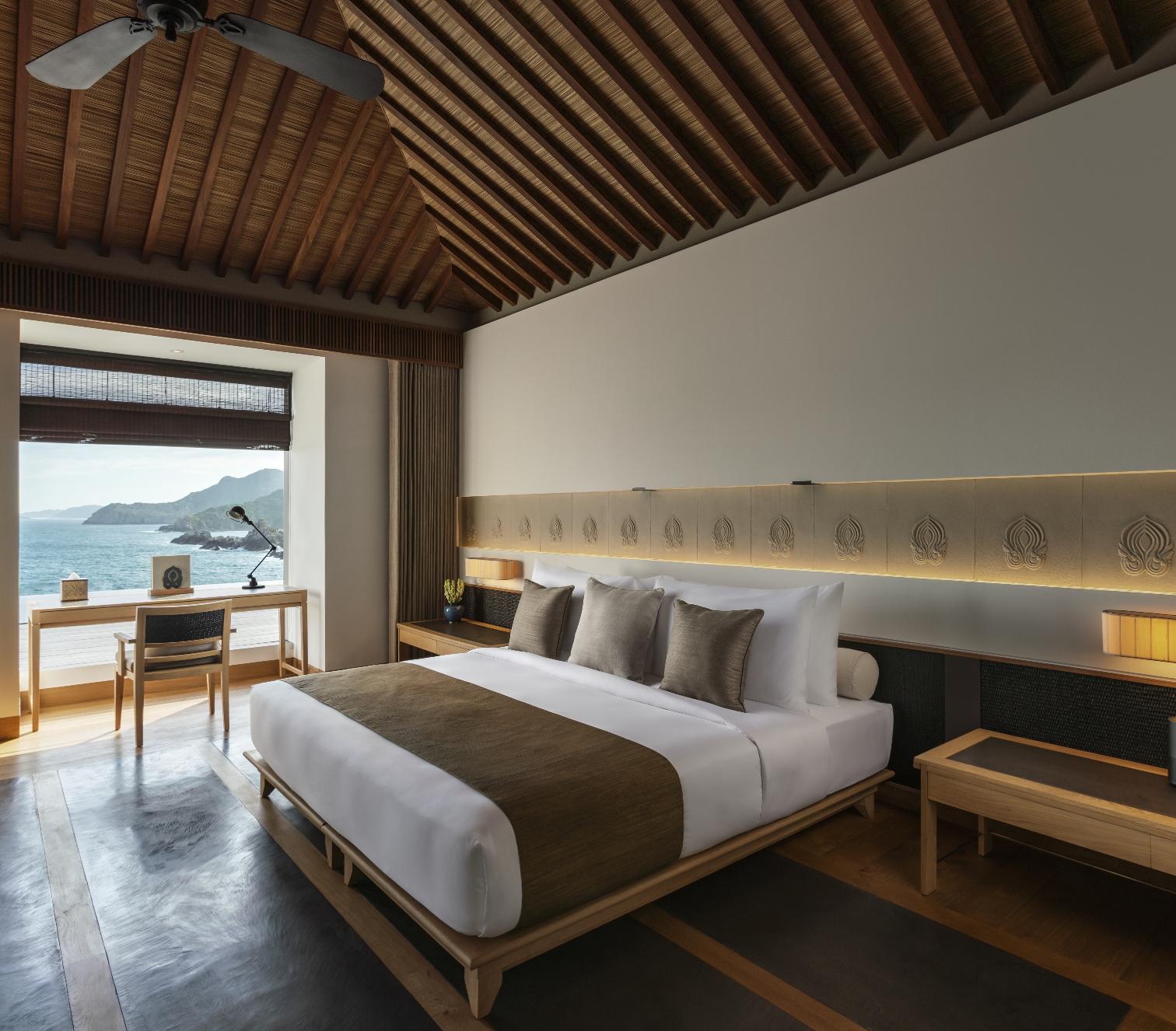 One-Bedroom Ocean Pool Residence