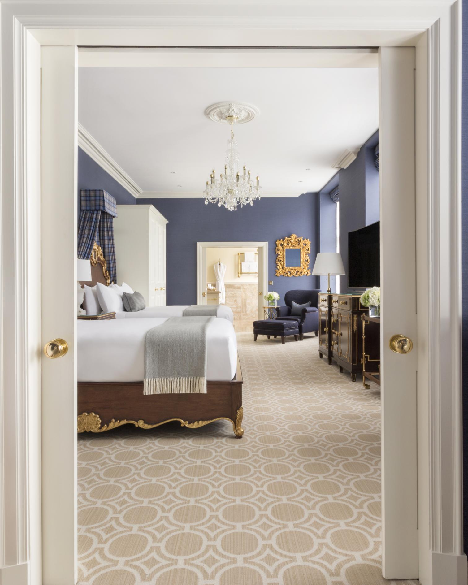 Deluxe Family Room for 5
