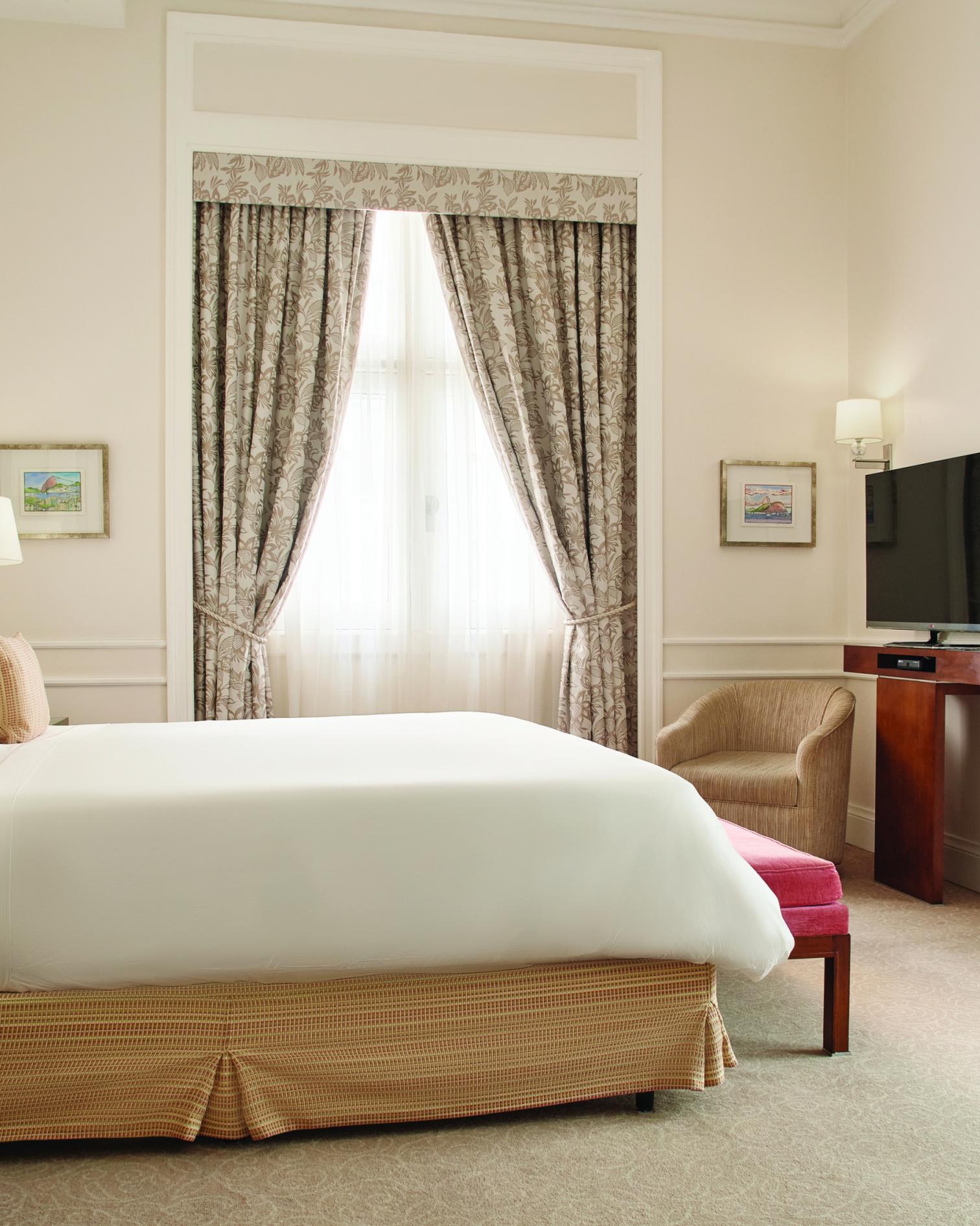 One Bedroom City View Suite