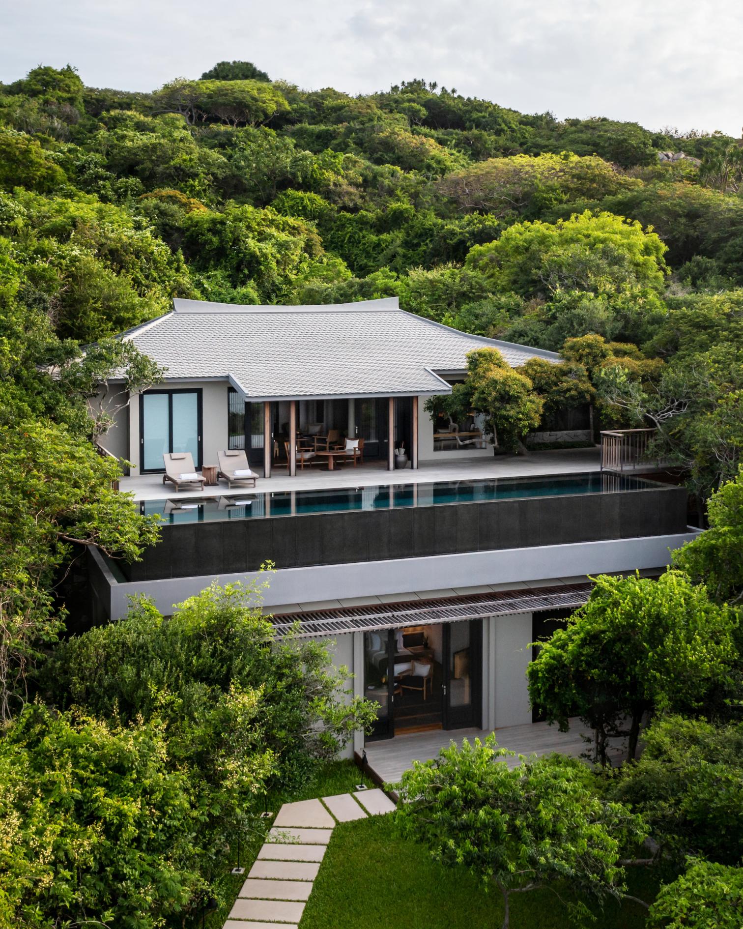 Ocean Pool Family Villa