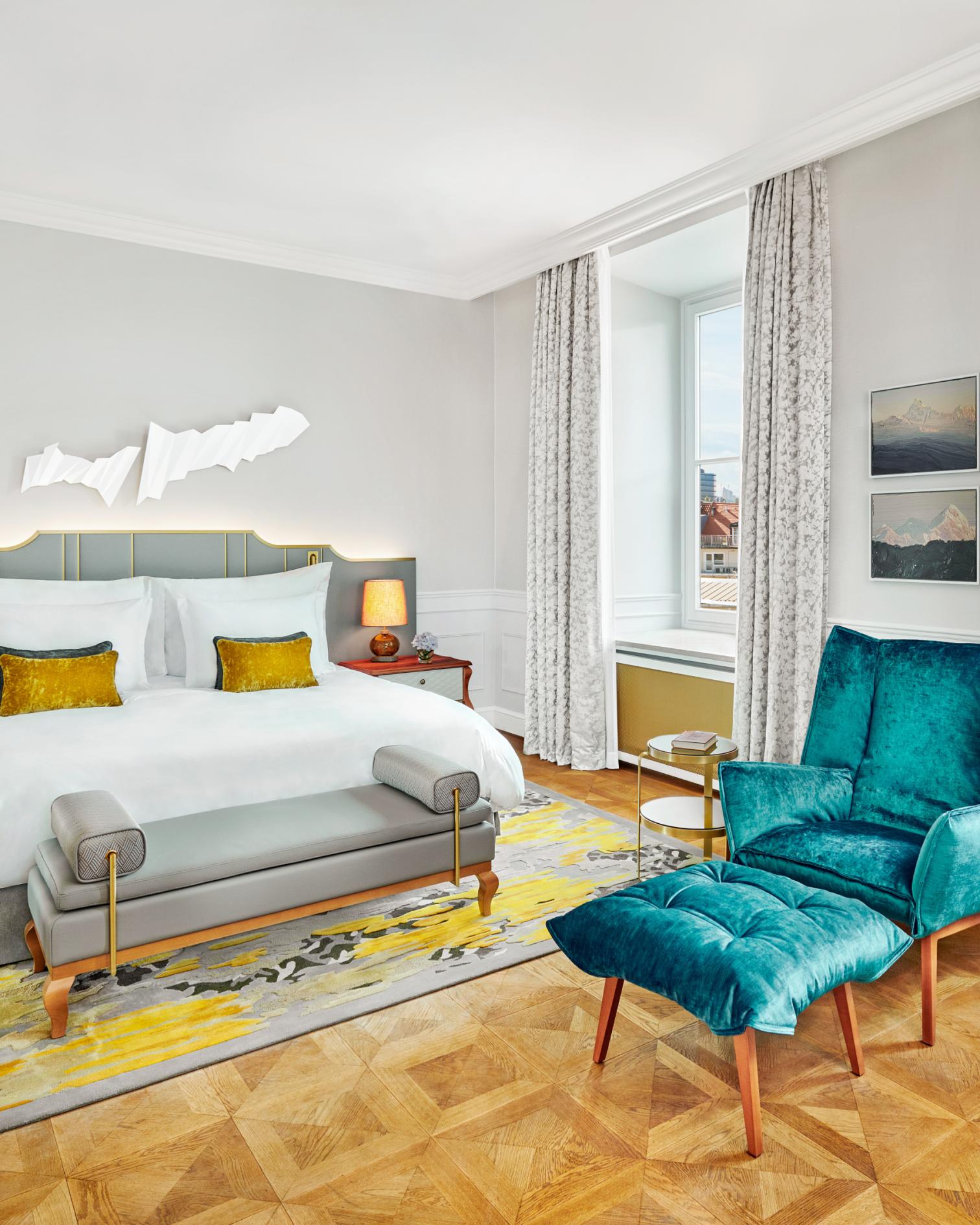 Premier Deluxe King Room