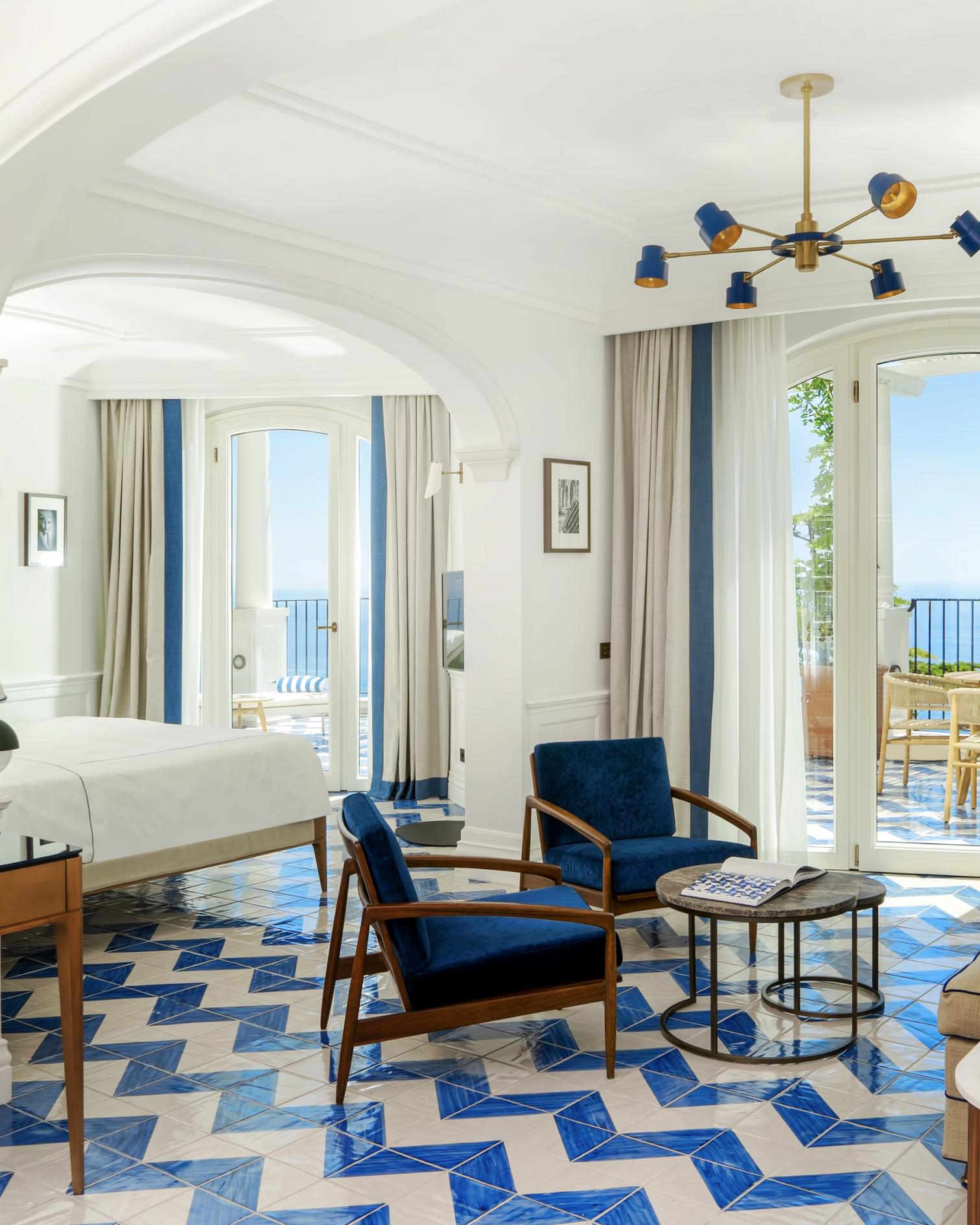Deluxe suite with sea view and Terrace