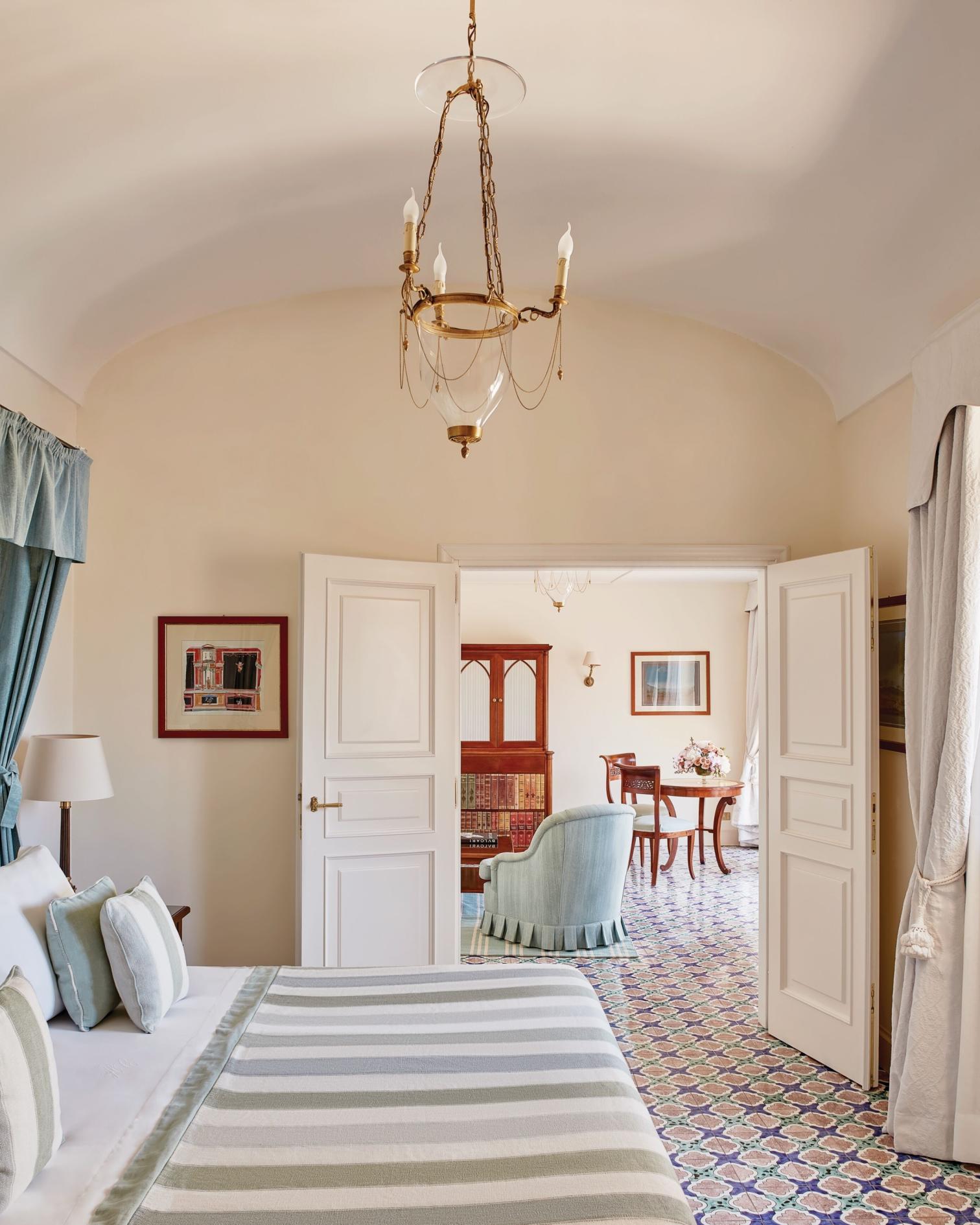 Deluxe Sea View Terrace Suite