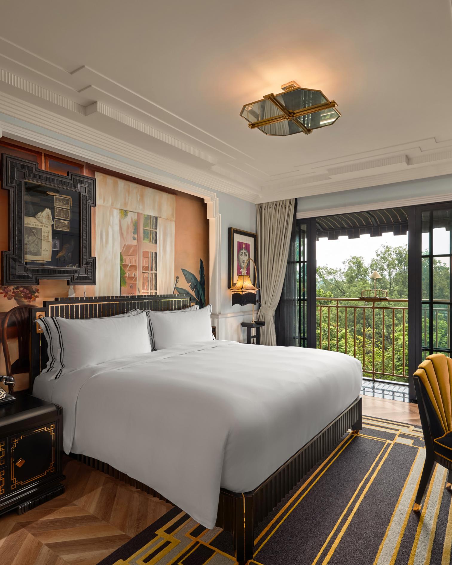 Deluxe Suite
