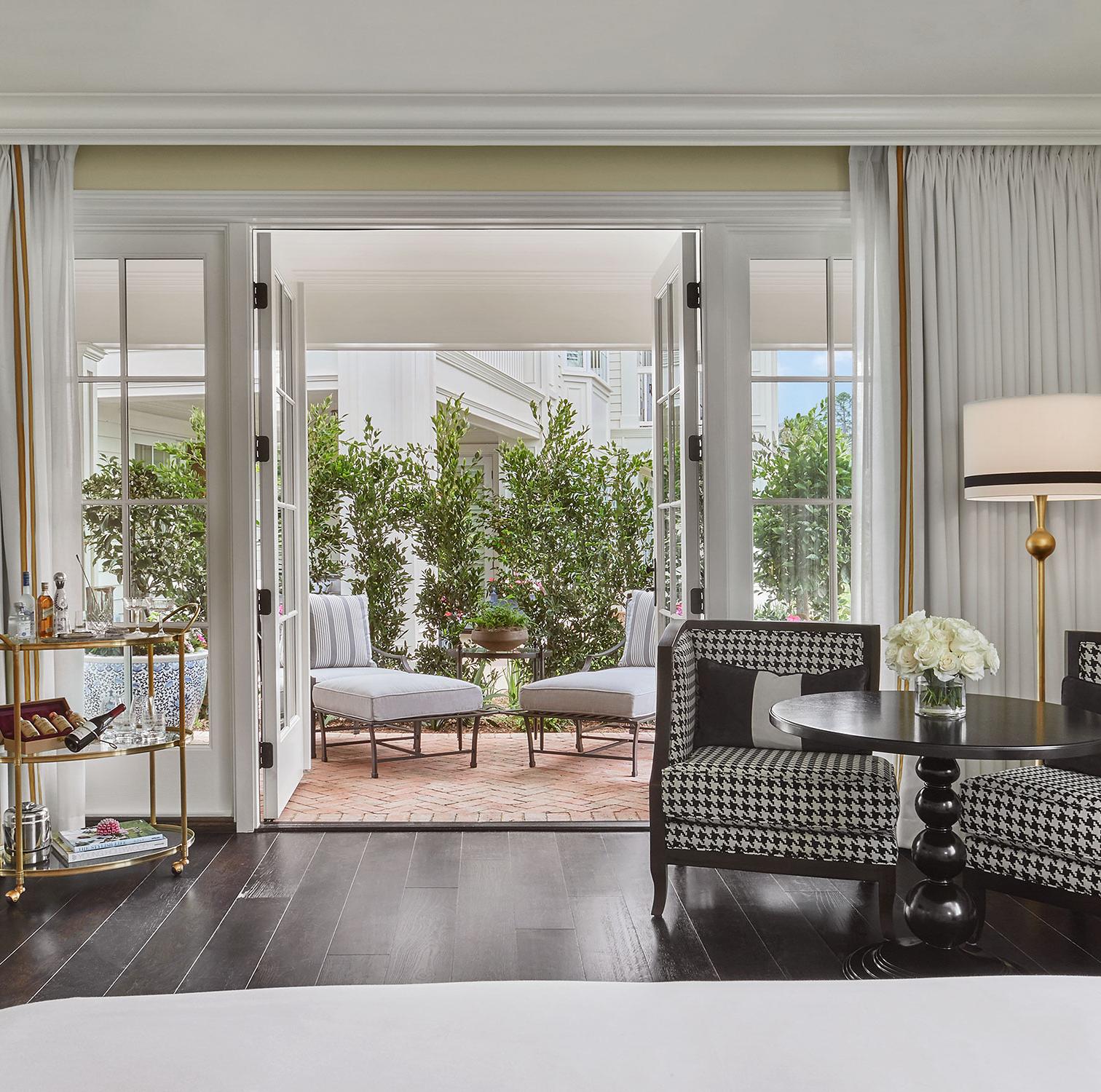 Montecito Bungalow Two Queens