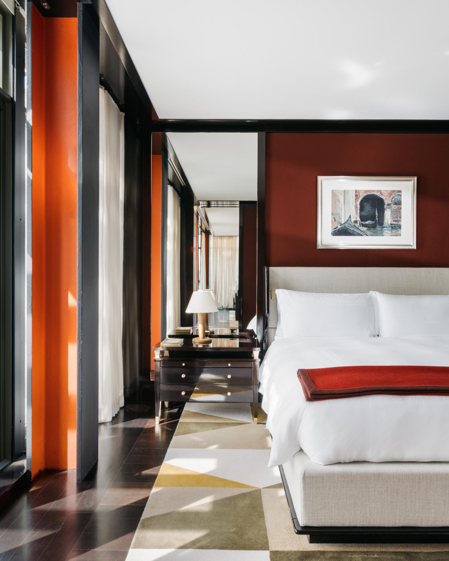 Roebling Presidential Suite with Wrap-around Terrace