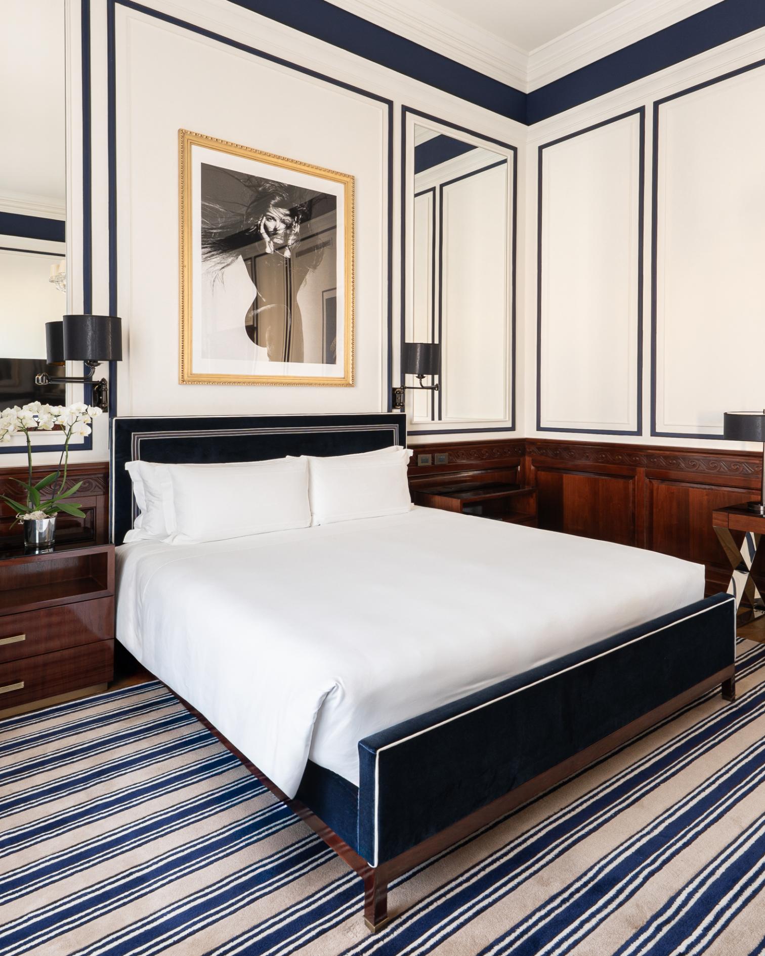 Signature Suite