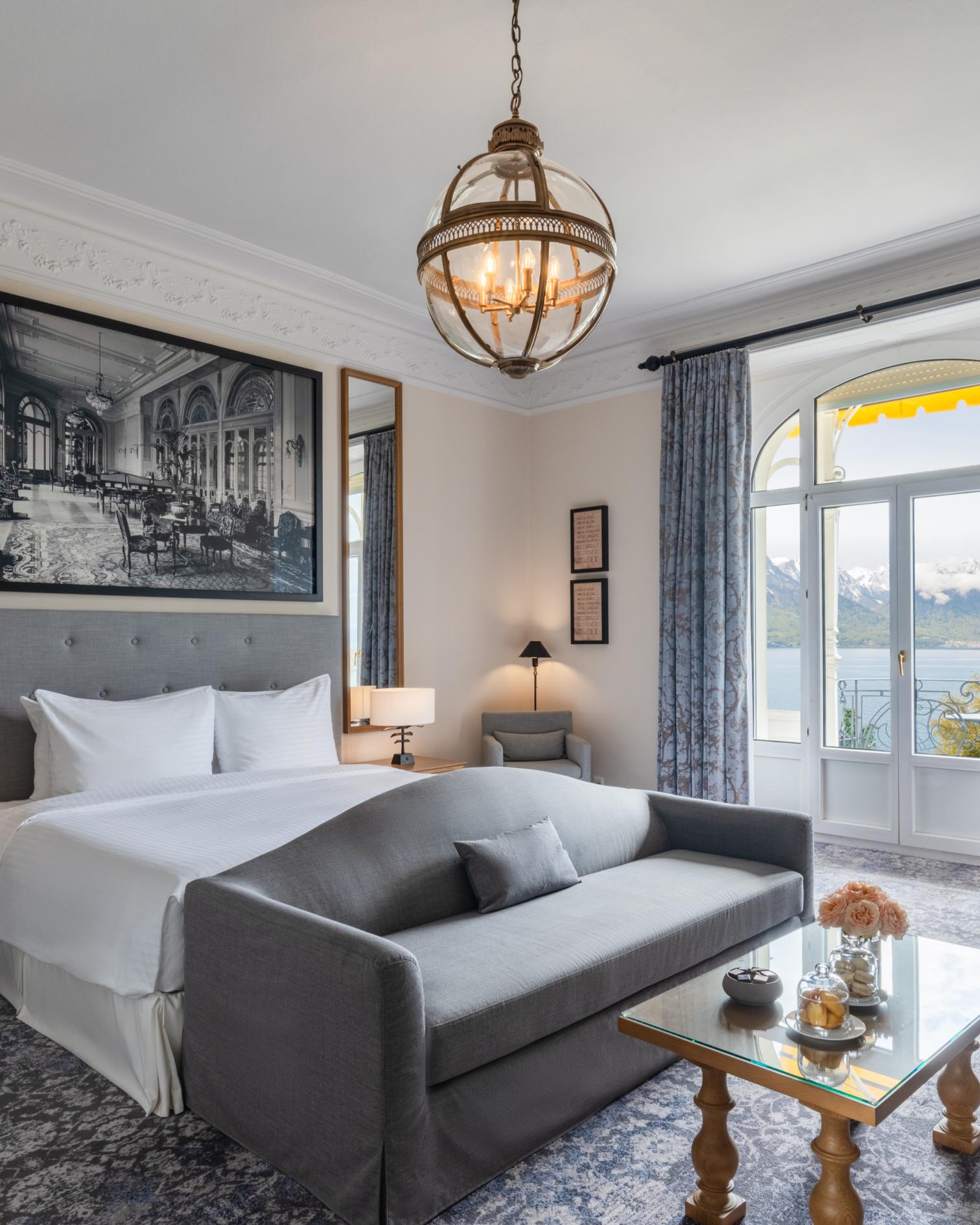 Bellevue Suite Lake View