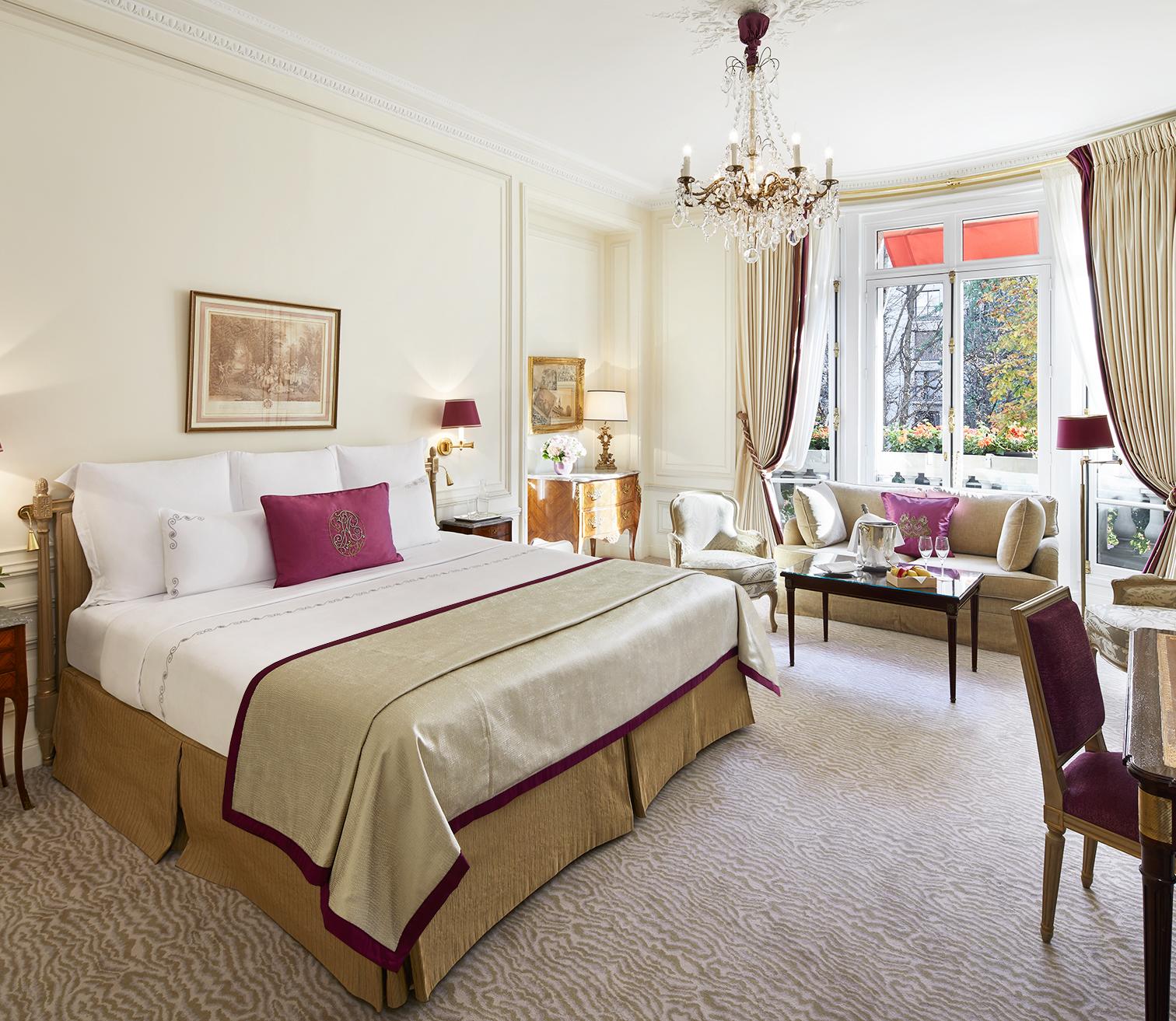 Junior Suite - Avenue Montaigne View