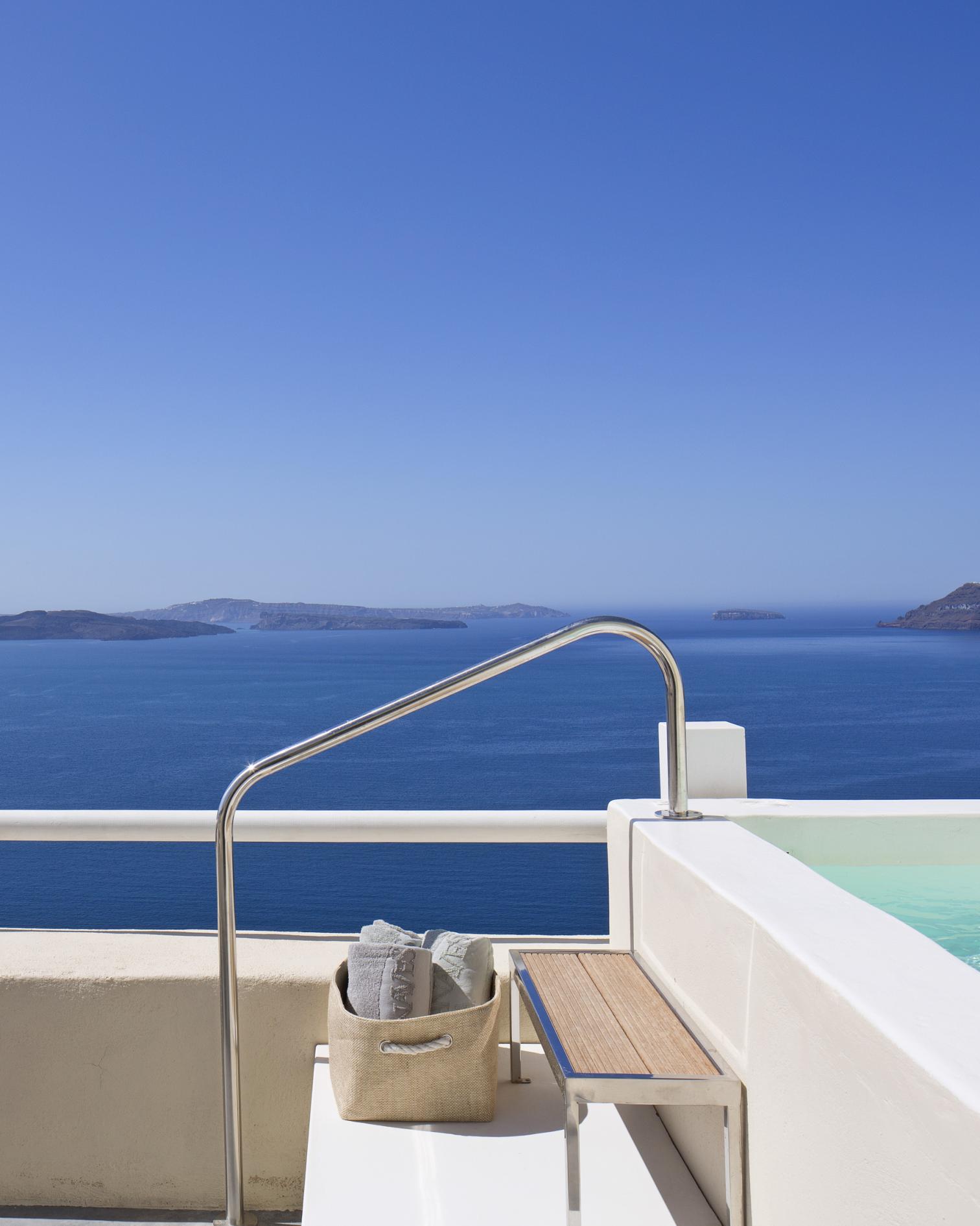 Two Bedroom Suite with Plunge Pool Caldera Sea View
