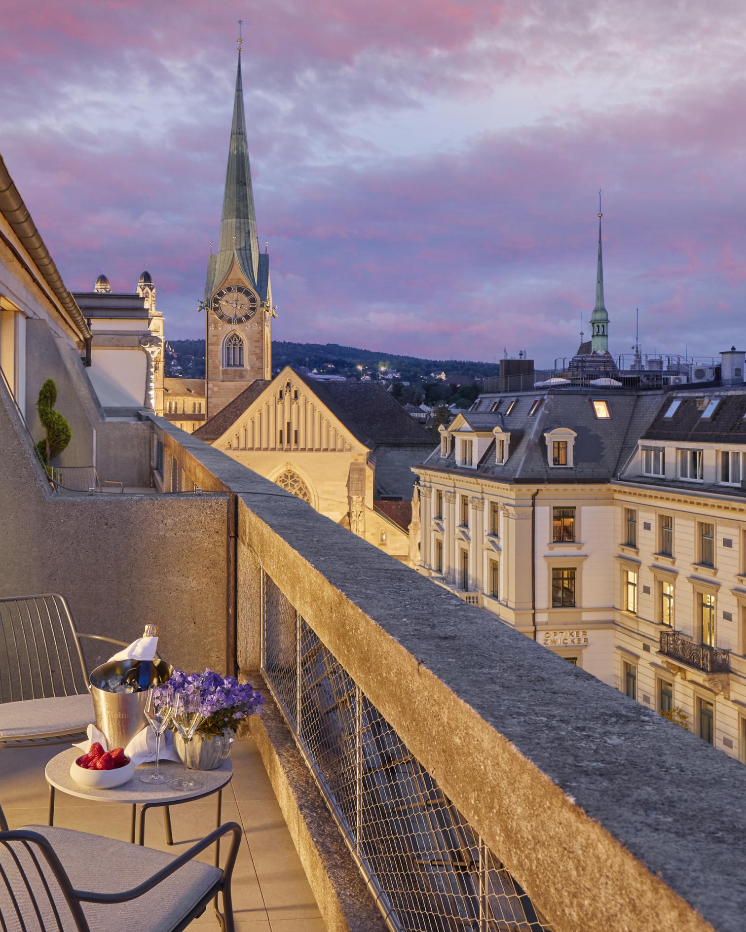 Deluxe Terrace Room