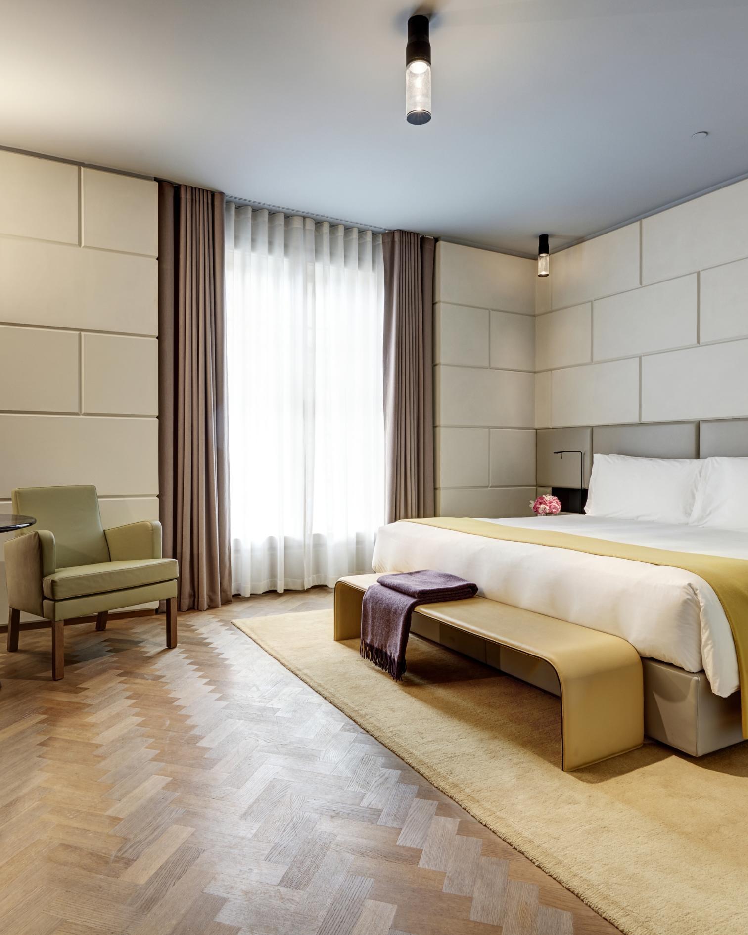 Grand Deluxe Guestroom