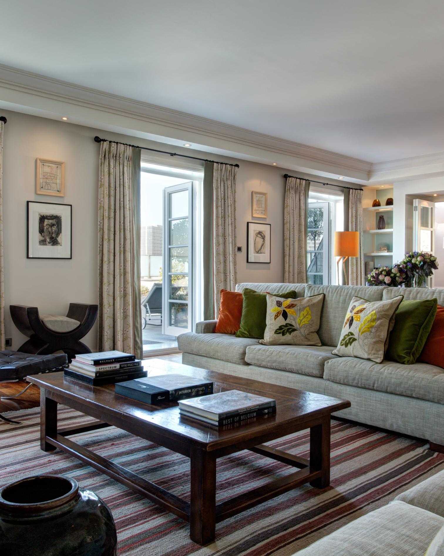 Blaton Two Bedroom Suite