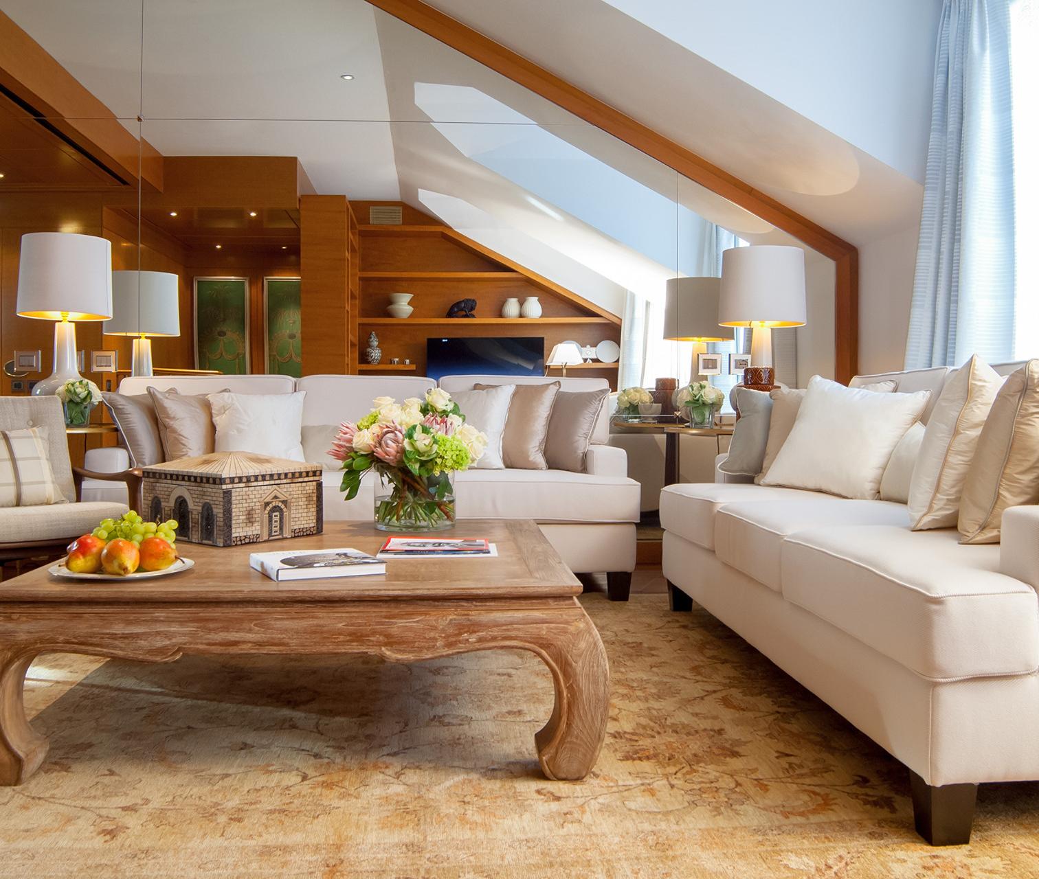 Penthouse Suite