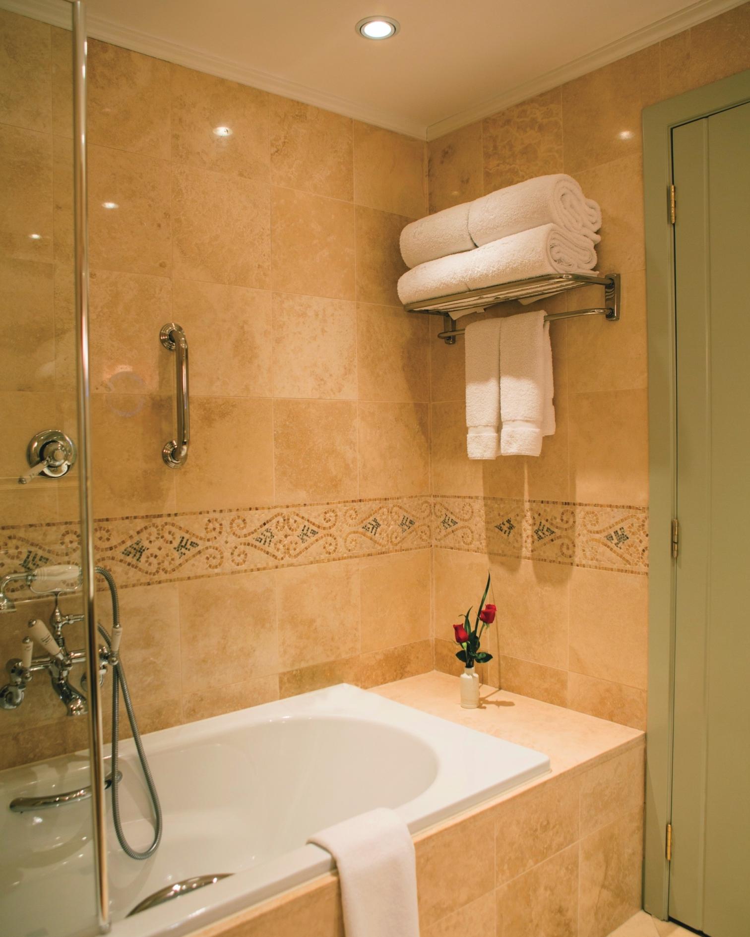 Deluxe Rooms