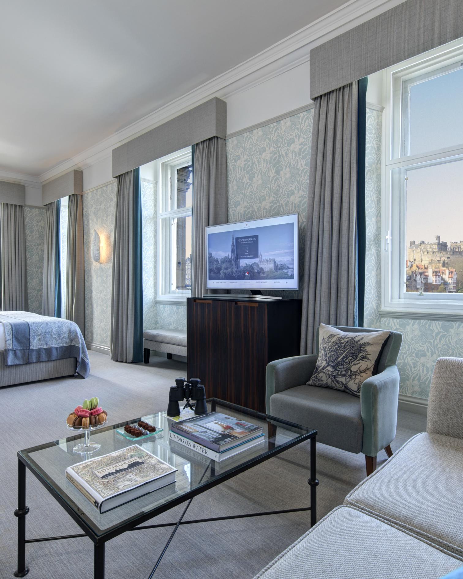 Junior Suite Castle view