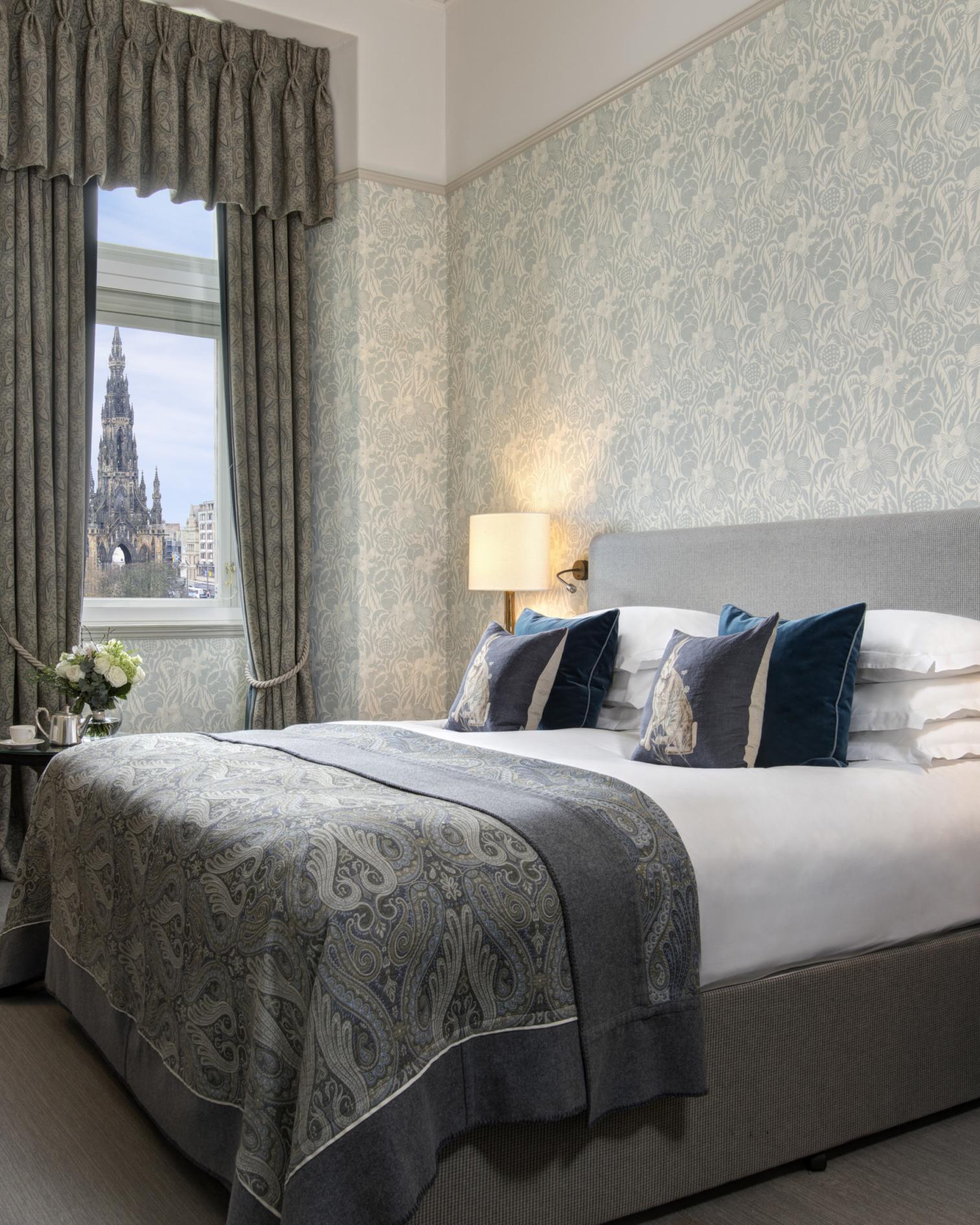 Castle View Suite