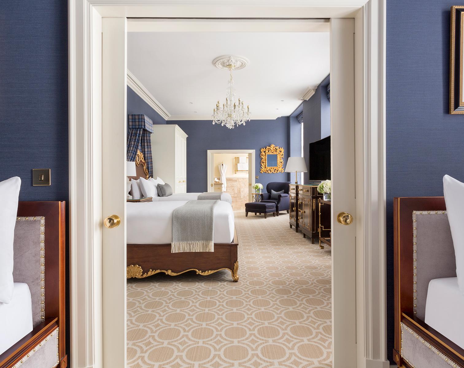 Deluxe Family Room for 4