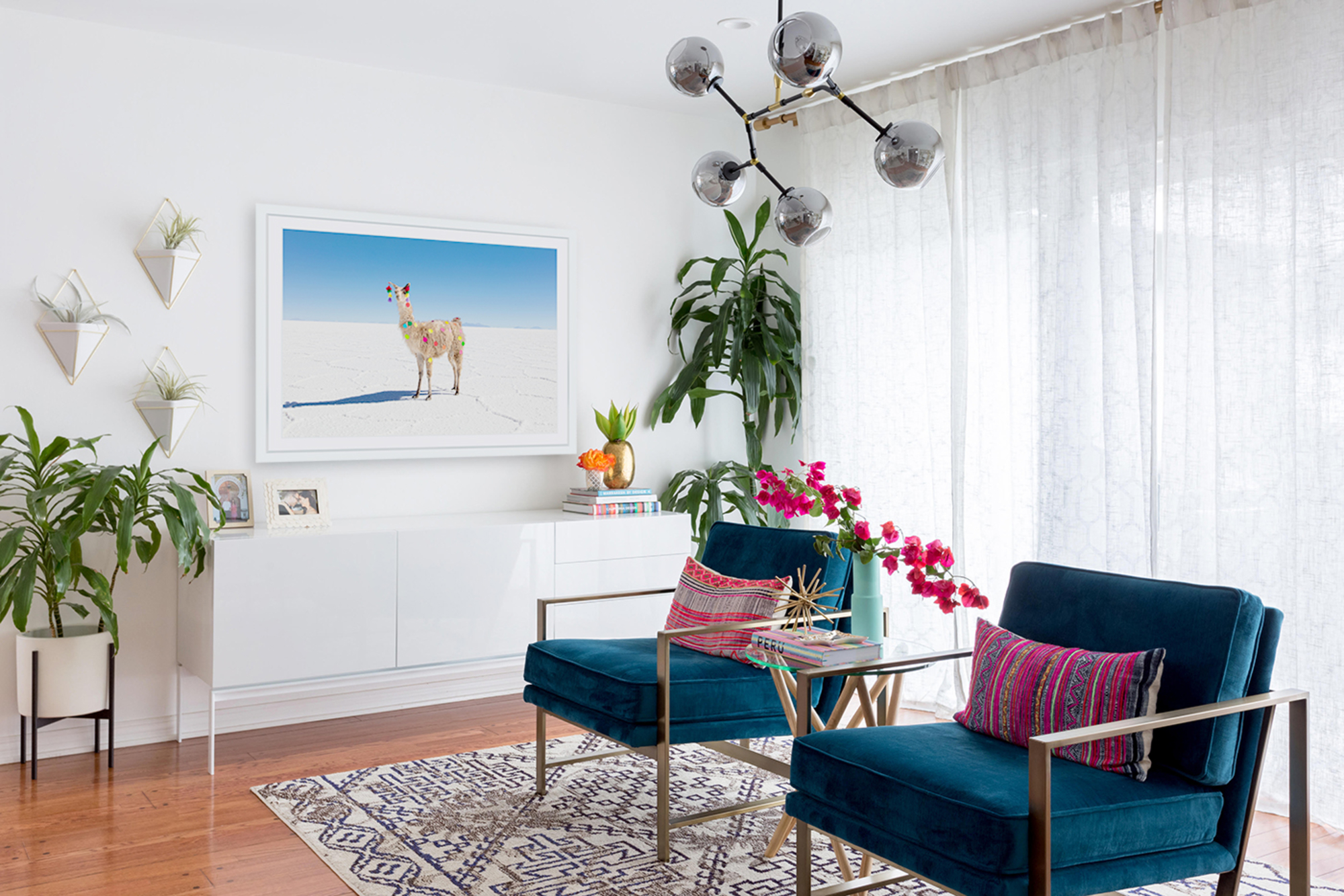 If You Love Color Paint Your Walls White Gray Malin