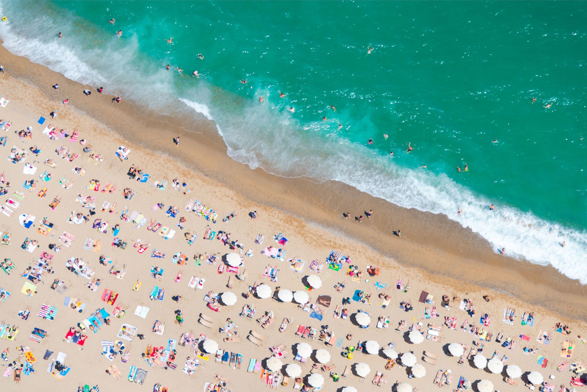 Travel Guide: Barcelona, Spain | GRAY MALIN