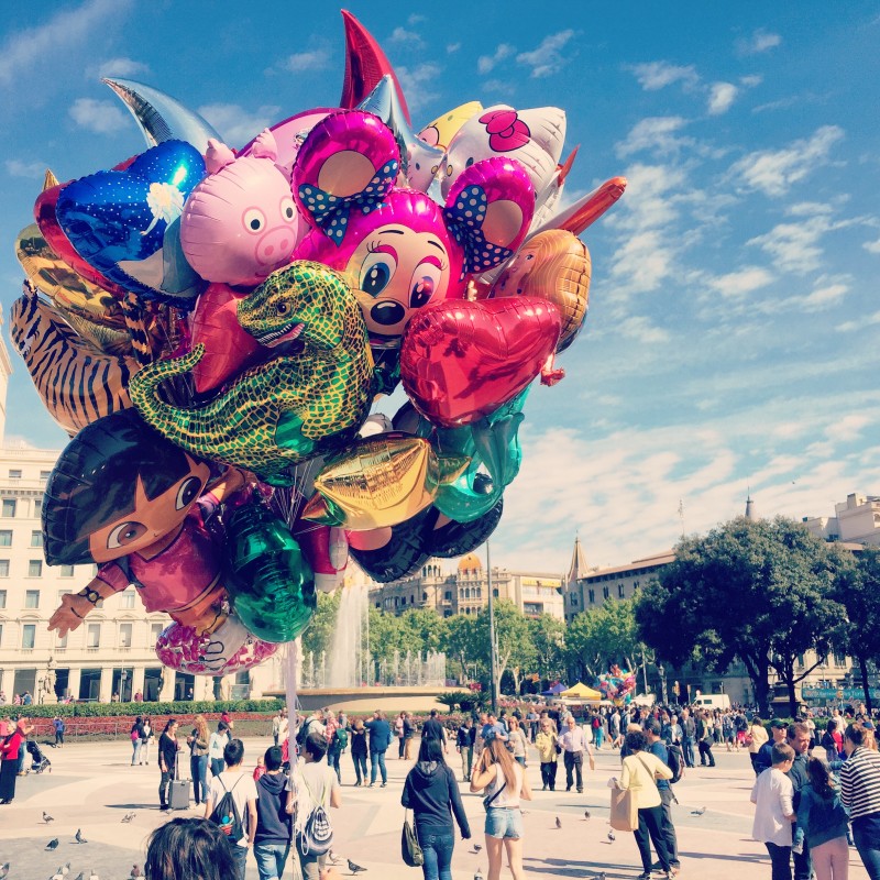 Gray Malin Follow Me -Plaça de Catalunya, Barcelona