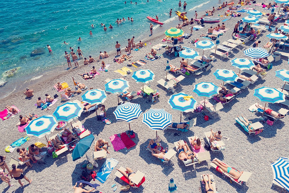 amalfi-sunbathers_1