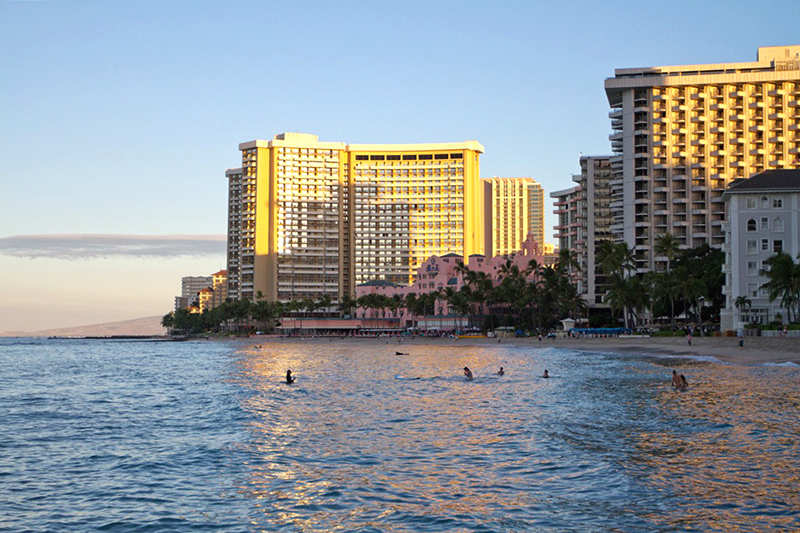 Travel Guide to Hawaii | Waikiki Sunrise