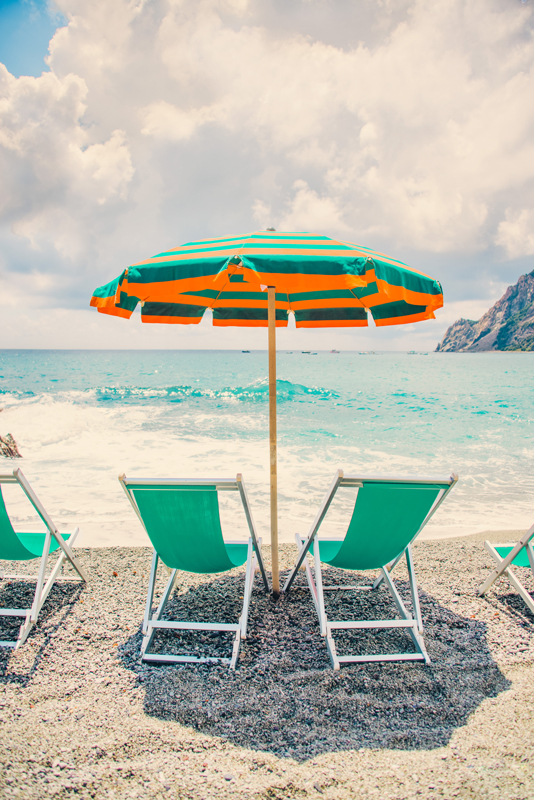 The-Umbrella,-Cinque-Terre