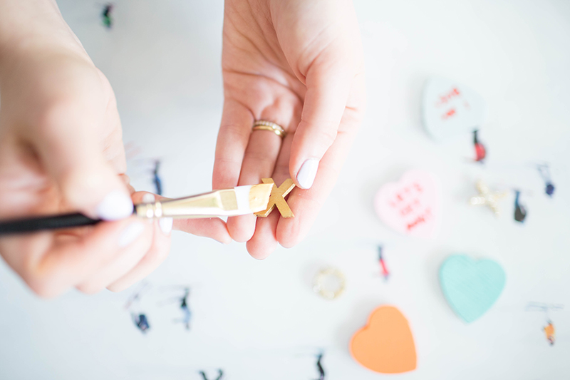 DIY V-Day Drink Stirrers | on GrayMalin.com