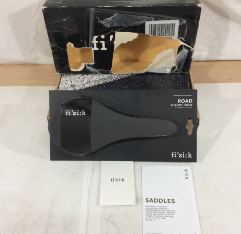 Fizik Like New / Open Box Aliante R3 Road Saddle w/ k:ium Rails