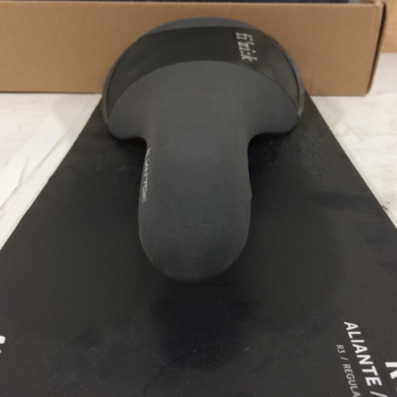 Fizik Like New / Open Box Aliante R3 Road Saddle w/ k:ium Rails