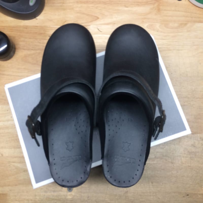 Dansko Ingrid Women's Shoes | Great Lakes Outpost