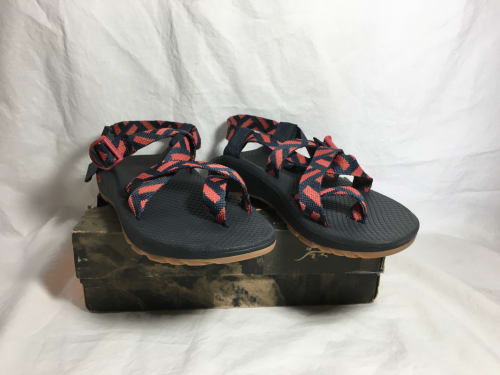 Chaco motif eclipse top