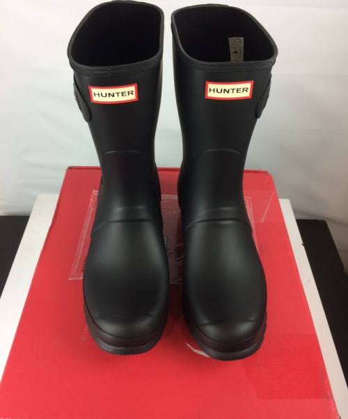 Short hunter rain boots black best sale