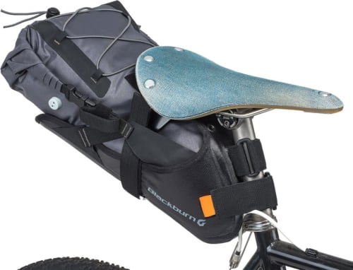 BLAC7097808-bbn-outpost-elite-universal-seat-pack-black-7097808-detail-1_970x746