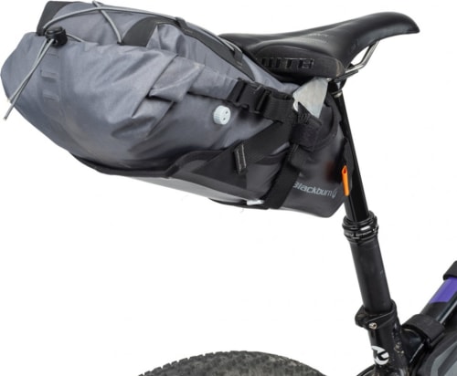 BLAC7097808-bbn-outpost-elite-universal-seat-pack-black-7097808-detail-5_970x789