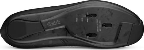 FIZIF2004400-vento-infinito-carbon-2-black-fizik-4-pro-peloton-shoes